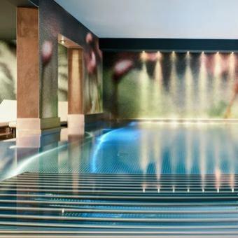 Herrlicher Pool im Spa-Bereich des Hotels